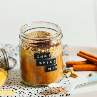 5-Minute Caffeine-Free Chai Mix