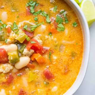 White Chili With Ground Chicken And Sour Cream Recipe