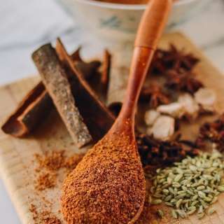 How to Make Five Spice Powder