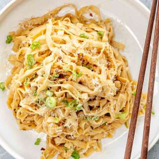 Garlic Noodles
