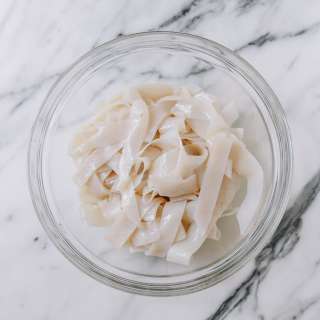 How to Make Liangpi