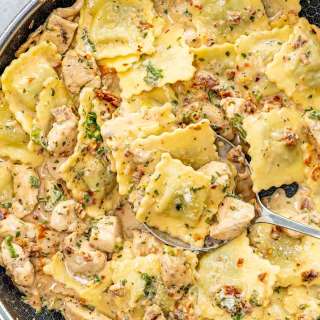 Creamy Sun-Dried Tomato Chicken Ravioli