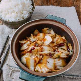Sichuan Napa Cabbage Stir-fry (Suan La Bai Cai)
