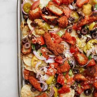 Vegan Buffalo Chicken Nachos