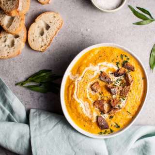 Pumpkin and Cauliflower Soup with Ginger