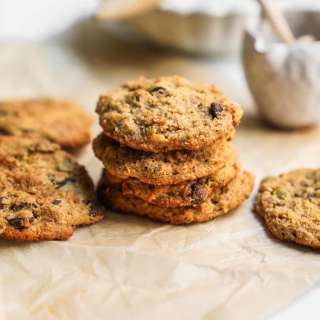 Granola Chocolate Chip Cookies