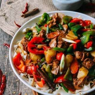 Big Plate Chicken (Chinese Da Pan Ji) with Noodles