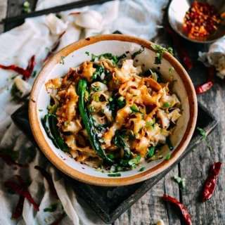 15-Minute Hot Oil Noodles (You Po Mian)