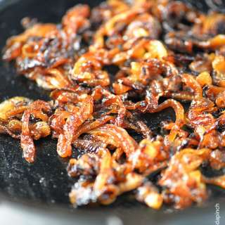 How to Make Caramelized Onions Recipe