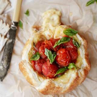 Puff Pastry Crusted Baked Brie Recipe