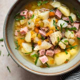 Slow Cooker Ham and Potato Soup Recipe