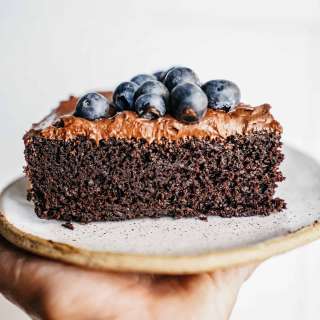 Easy Vegan Chocolate Cake