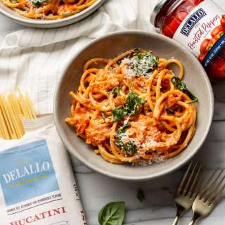 Creamy Roasted Red Pepper Pasta