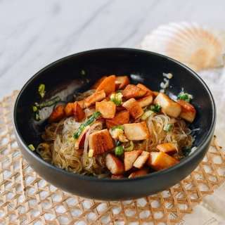 King Oyster Mushrooms with Garlicky Glass Noodles