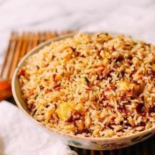 Chengdu-Style Sichuan Fried Rice