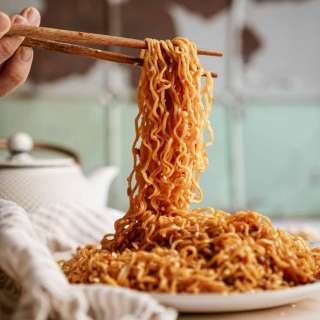 Easy Vegan Garlic Noodles
