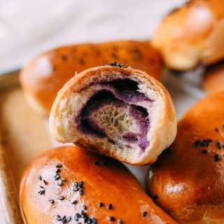 Ube Buns