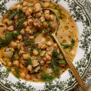 Creamy Greek Chickpea Soup