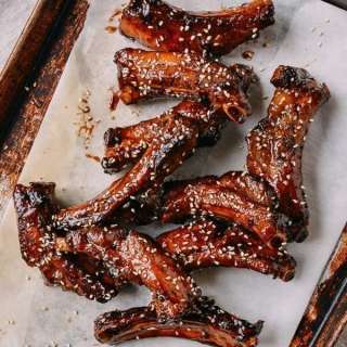 Honey Glazed Ribs (蜜汁排骨) - Oven Baked