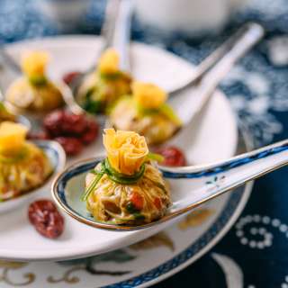 Steamed Money Bag Dumplings
