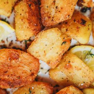 How to Make Crispy Roasted Potatoes