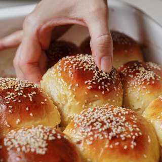 Brown Butter Easy Dinner Rolls
