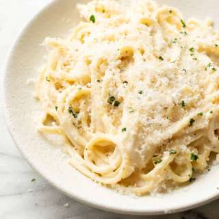 Creamy Garlic Pasta