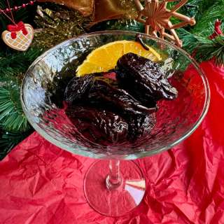 Mulled Wine Prunes