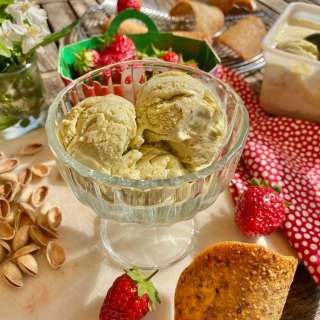 Pistachio Ice Cream with Vanilla and Wasabi