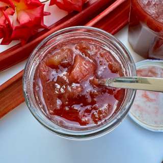 Rhubarb Jam with Rose