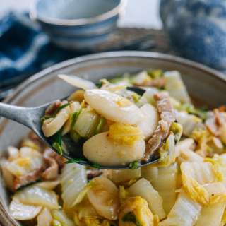 Rice Cakes with Napa Cabbage & Pork