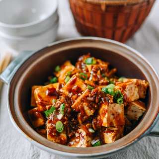 Spicy Garlic Tofu Stir Fry