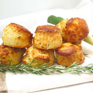 Fluffy Cheese Scones