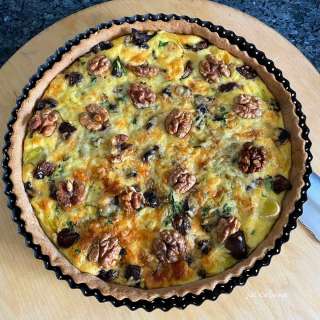 Savoury Pumpkin Tart with Mushrooms and Chestnut Flour