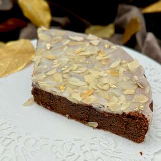 Almond Flour Chocolate Cake (Gâteau Reine de Saba)