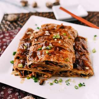 Chinese Vegetarian Duck (素鸭)