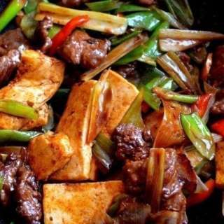 Scallion Ginger Beef and Tofu Stir Fry