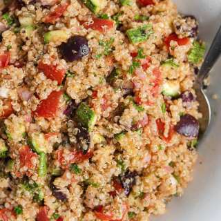 Greek Quinoa Salad Recipe (Vegan)