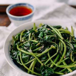 Yam Leaves, Stir-Fried Sweet Potato Leaves (炒地瓜苗)
