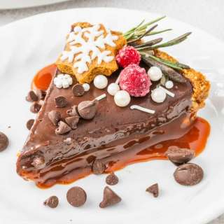 Gingerbread Chocolate Caramel Tart
