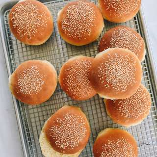 Hamburger Bun Recipe (Soft!)