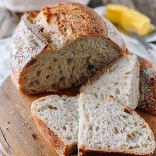 Sourdough Bread Recipe (Clear & Comprehensive!)