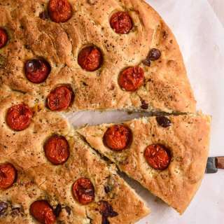 Cheese Bread With Tomatoes and Olives