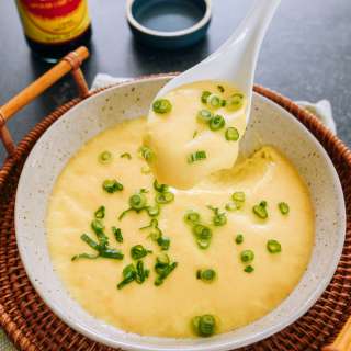 Steamed Eggs (蒸蛋)