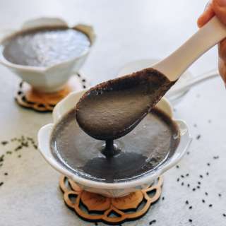 Black Sesame Soup (芝麻糊）