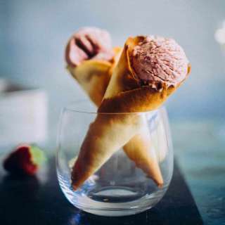 Roasted Strawberry Ice Cream