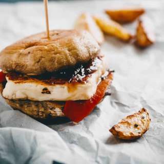 Mushroom and Haloumi "Burger"