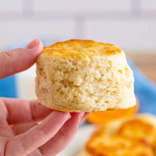 The Best Easy Buttermilk Biscuits Recipe