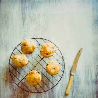 Lemon and Date Scones