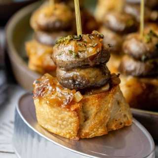 Mushroom Pintxos (Pintxos de Txampis)